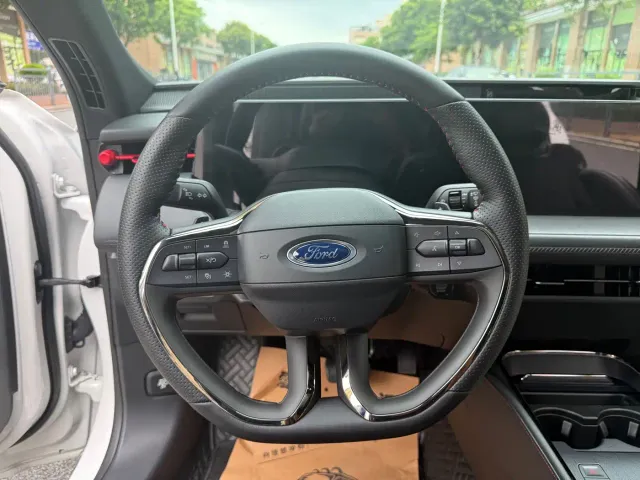 Ford Mondeo — Фото автомобиля 9