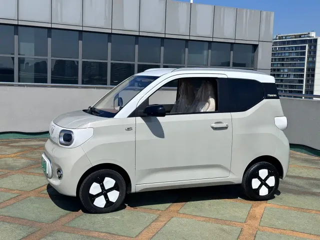 Wuling Hongguang Mini EV — Фото автомобиля 6