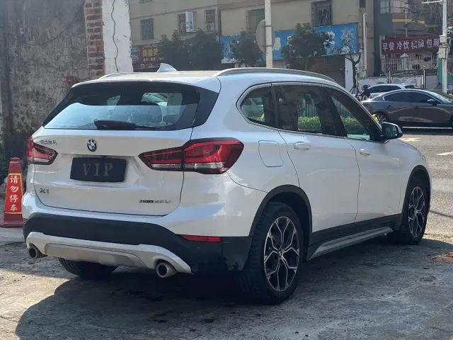 BMW X1 — Фото автомобиля 18