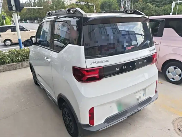 Wuling Hongguang Mini EV — Фото автомобиля 4