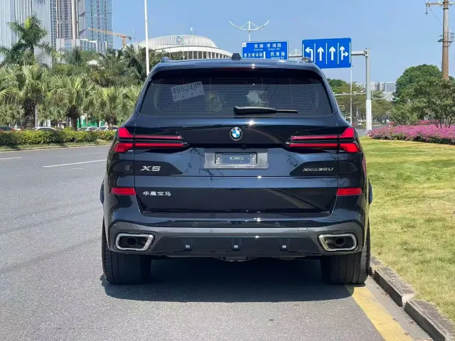 BMW X5 — Фото автомобиля 15