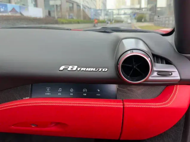 Ferrari F8 — Фото автомобиля 11