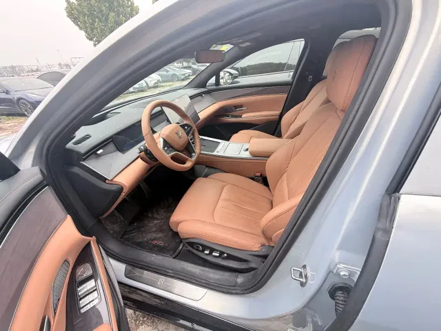 BYD Han L — Фото автомобиля 4