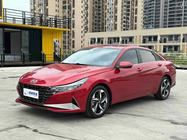 Фотография автомобиля — Hyundai Elantra