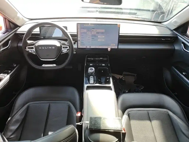 Wuling Starlight — Фото автомобиля 9