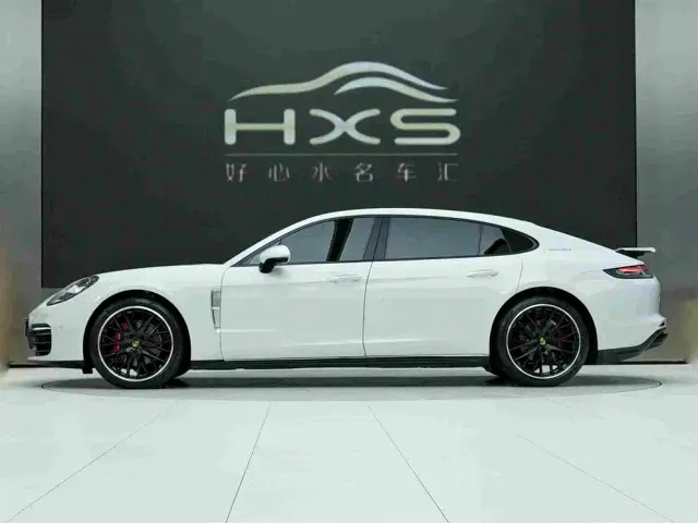 Porsche Panamera — Фото автомобиля 3