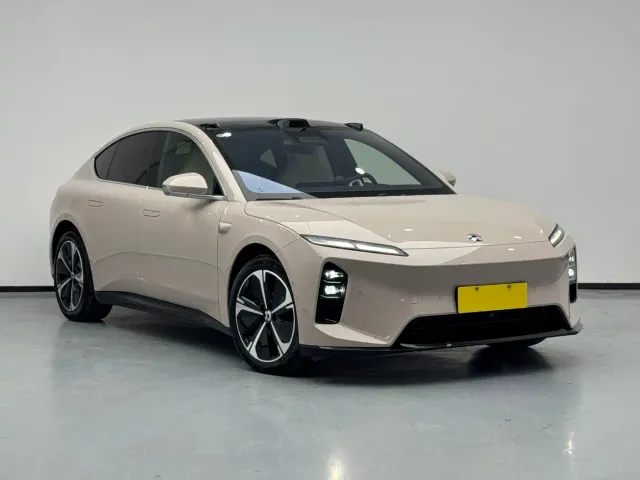 Nio ET5 — Фото автомобиля 2