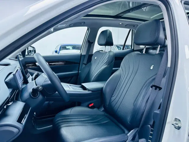Geely Galaxy E5 — Фото автомобиля 10