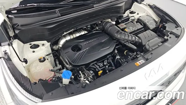 Kia Seltos — Фото автомобиля 6