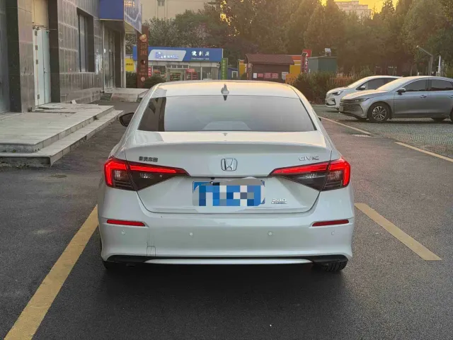 Honda Civic — Фото автомобиля 5