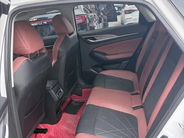 Changan Eado — Фото автомобиля 10