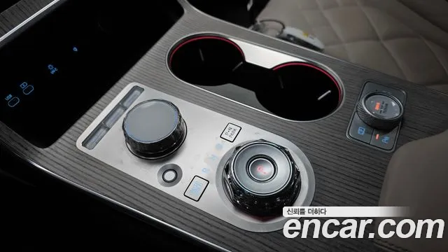 Genesis GV80 2.5T Бензин AWD — Фото автомобиля 8