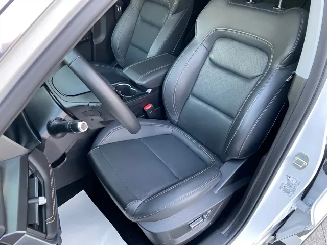 Chery Tiggo 8 — Фото автомобиля 12