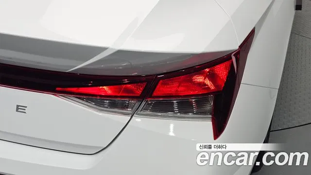 Hyundai Avante CN7 — Фото автомобиля 23