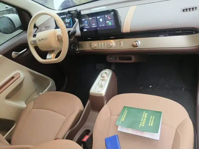 Changan Lumin — Фото автомобиля 12