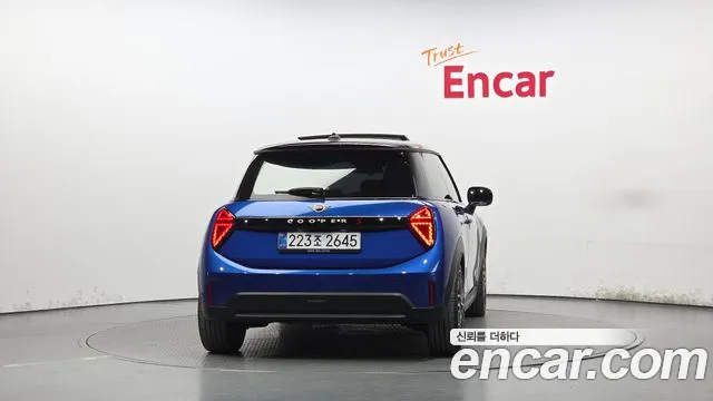 MINI Cooper 4th Gen — Фото автомобиля 4