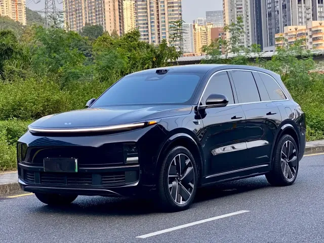 Фотография автомобиля — Li Auto L8