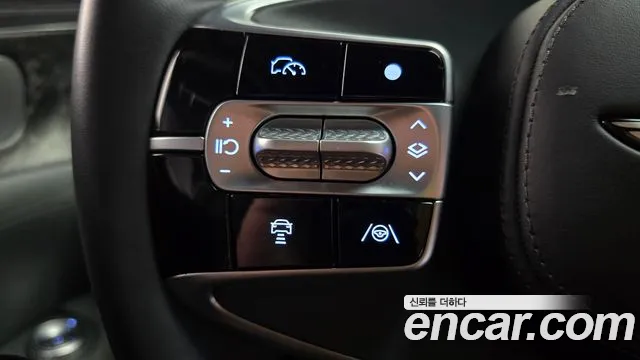 Genesis G90 Бензин 3.5 турбо AWD — Фото автомобиля 19