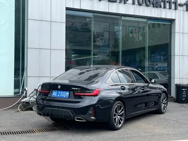 BMW 3 Series — Фото автомобиля 9
