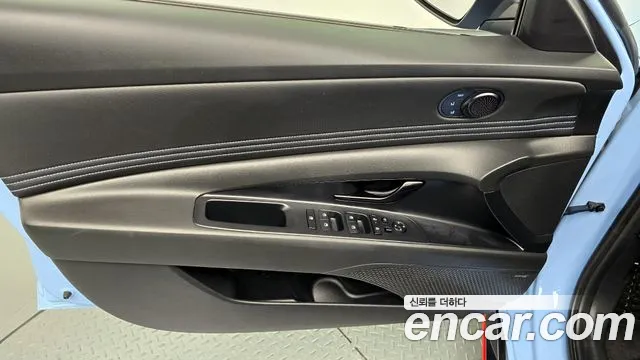 Hyundai AVANTE — Фото автомобиля 14