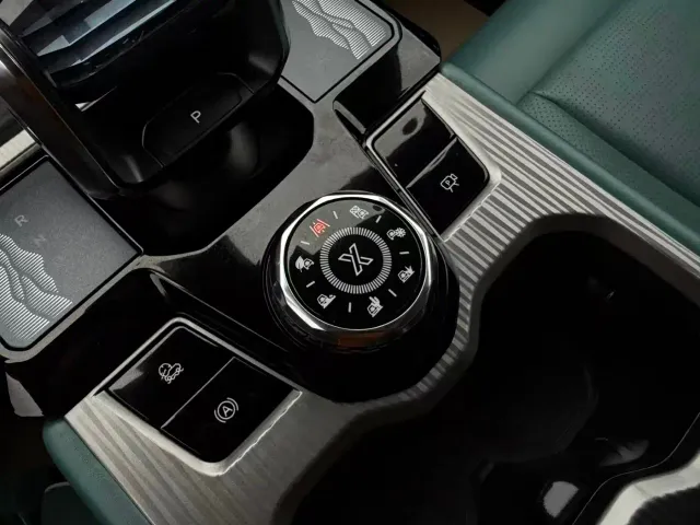 Jetour T1 — Фото автомобиля 28