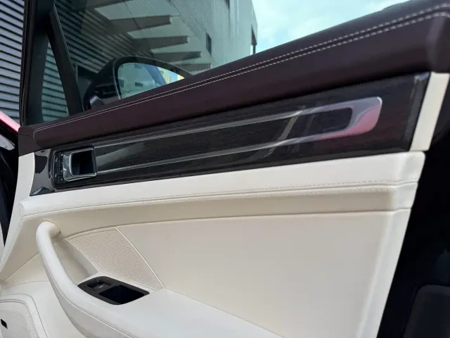 Porsche Panamera — Фото автомобиля 21