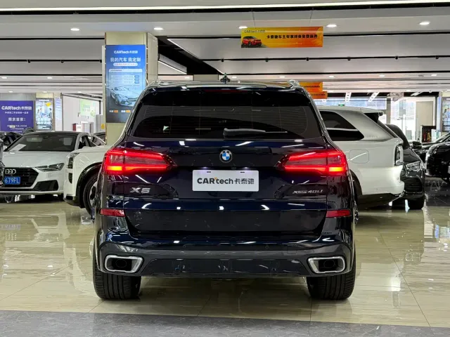 BMW X5 — Фото автомобиля 6