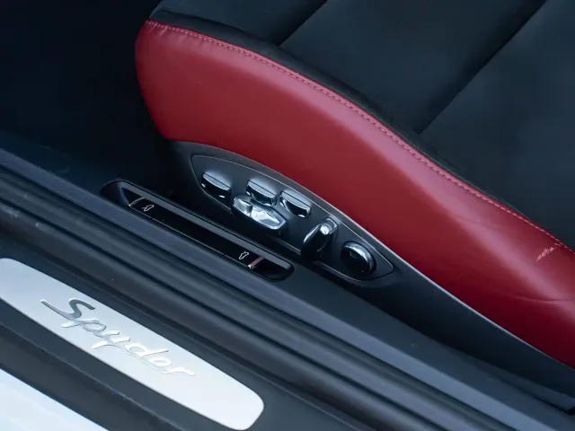 Porsche 718 — Фото автомобиля 16