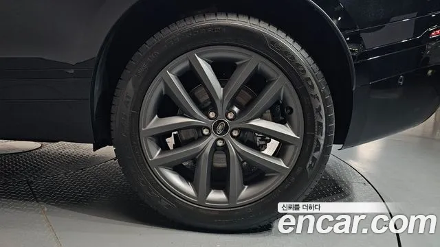 Land Rover Range Rover Velar — Фото автомобиля 6