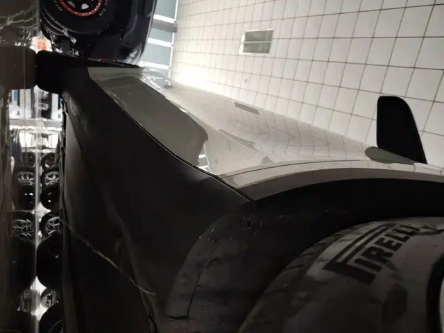 Tesla Model Y — Фото автомобиля 4