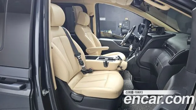 Hyundai Staria — Фото автомобиля 12