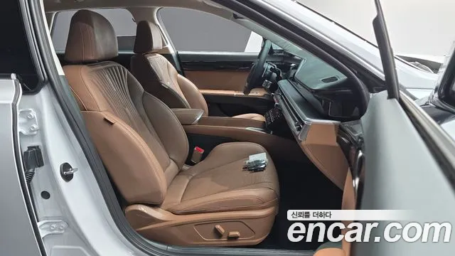 Hyundai Grandeur GN7 — Фото автомобиля 16