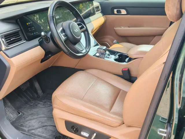 Li Auto ONE — Фото автомобиля 5