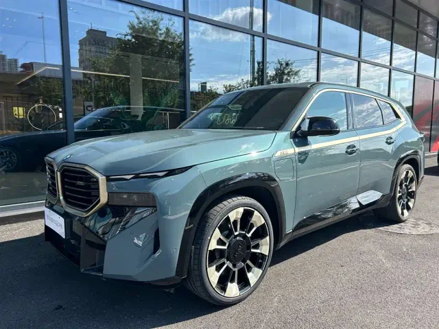 Фотография автомобиля — BMW XM