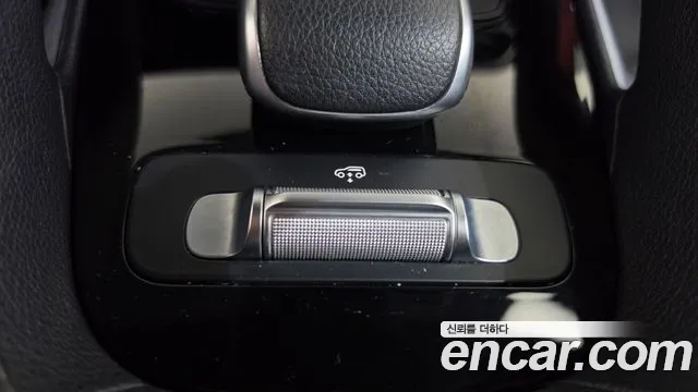 Mercedes-Benz GLE-Class — Фото автомобиля 21