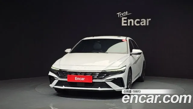 Hyundai AVANTE Новый Avante (CN7) — Фото автомобиля 3
