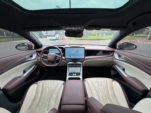 BYD Seal — Фото автомобиля 11