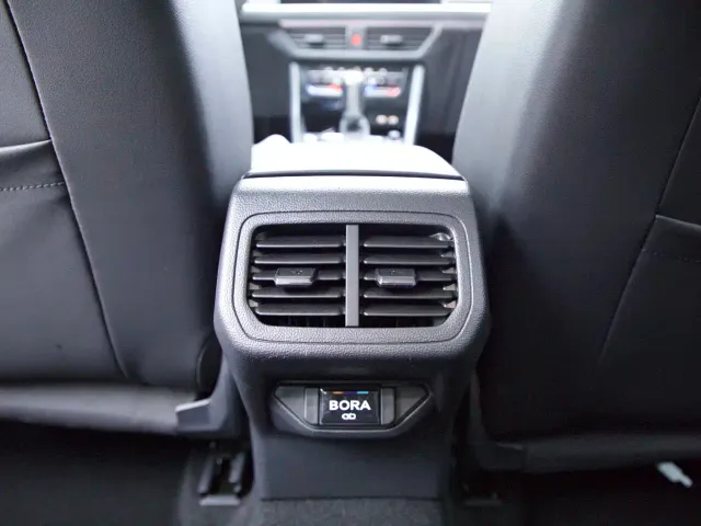 Volkswagen Bora — Фото автомобиля 14