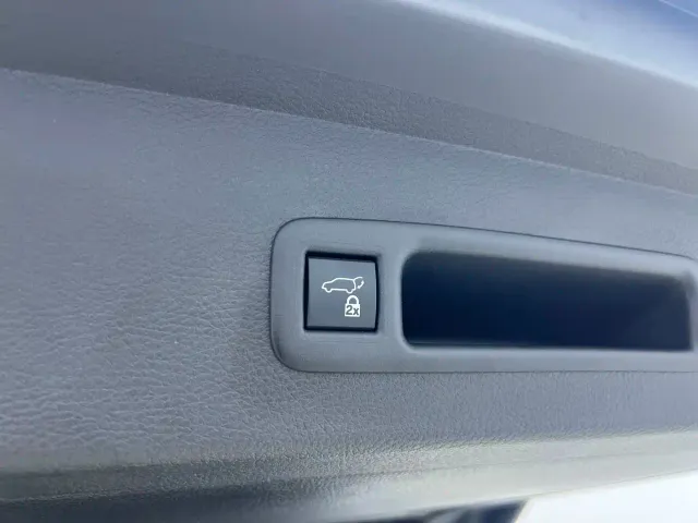 Toyota Sienna — Фото автомобиля 17