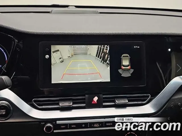 Kia Niro — Фото автомобиля 15