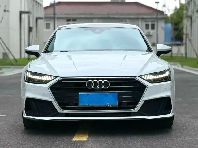 Audi A7 — Фото автомобиля 2