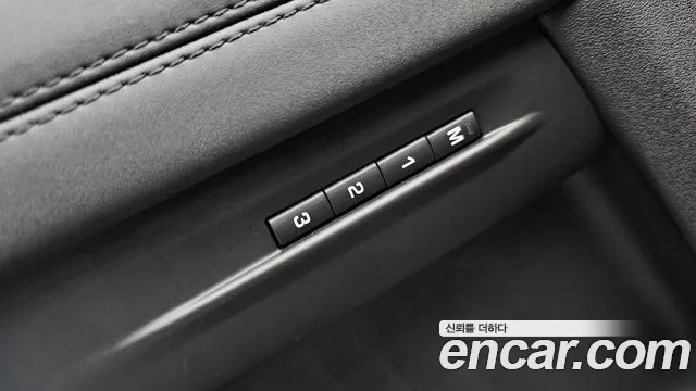 Land Rover Range Rover Evoque Generation 2 — Фото автомобиля 18