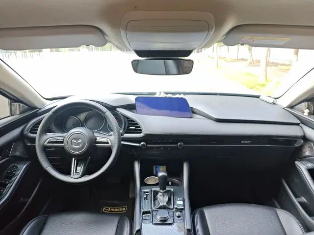 Mazda Mazda3 Axela 2023 2.0L Auto Zhiqing — Фото автомобиля 12