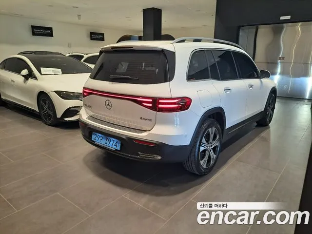 Mercedes-Benz EQB X243 — Фото автомобиля 2
