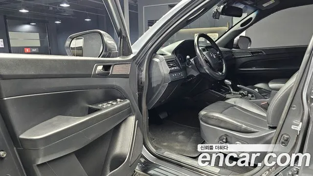 KG_Mobility_Ssangyong Rexton Новый Rexton Sport Khan Дизель 2.2 4WD — Фото автомобиля 11