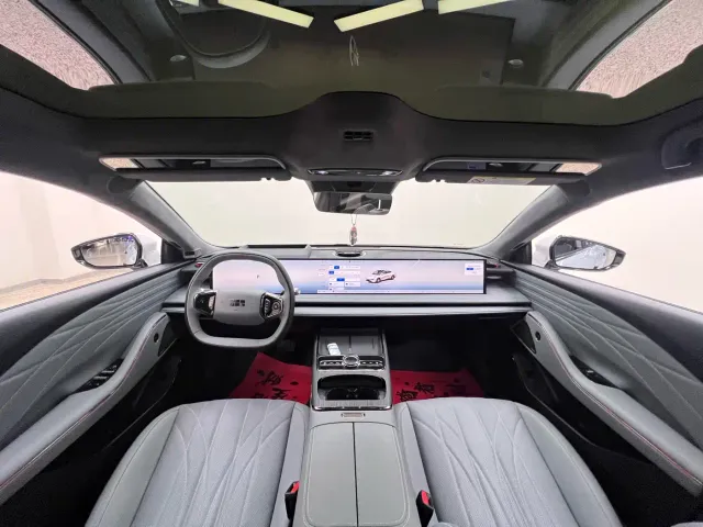 Geely Galaxy E8 — Фото автомобиля 20