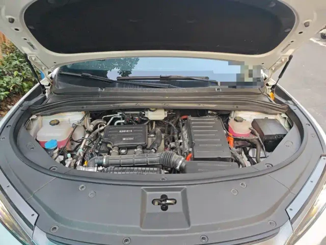 BYD Song L DM-i — Фото автомобиля 16