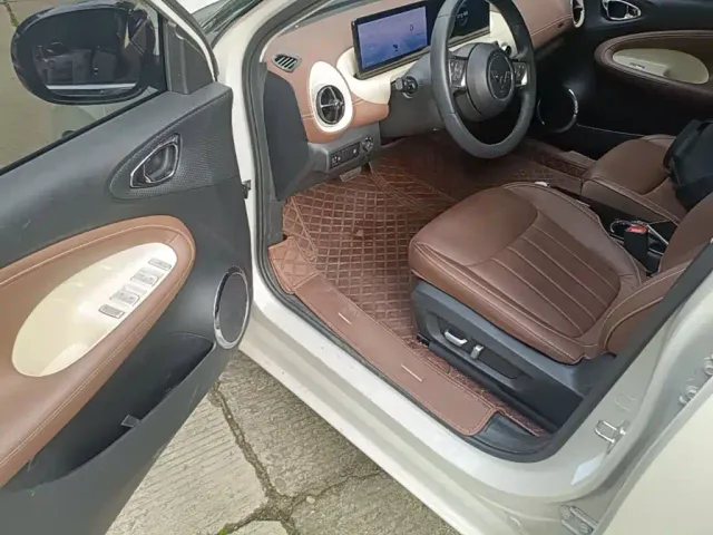 Wuling Bingo — Фото автомобиля 20