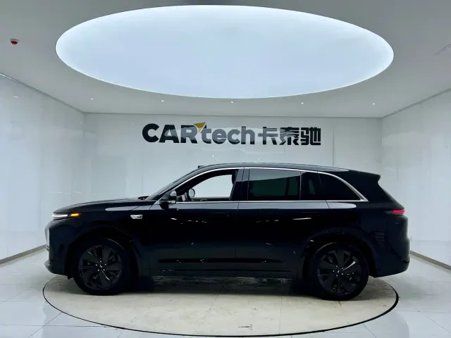 Li Auto L7 — Фото автомобиля 7