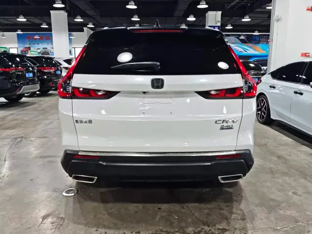 Honda CR-V — Фото автомобиля 9